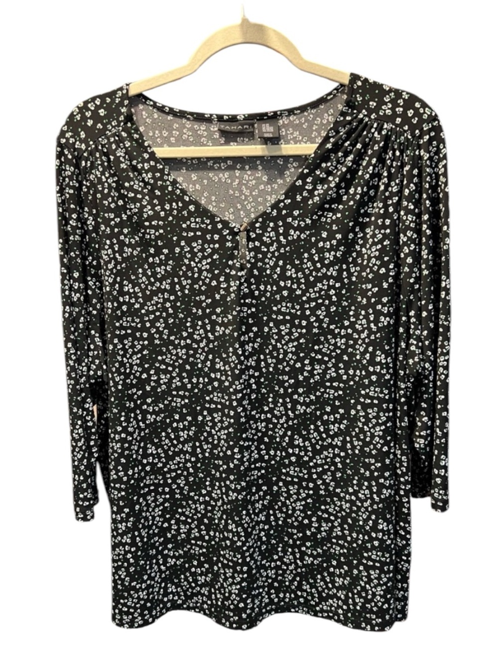 Tahari Black and White Floral V-Neck Peasant Top Size XXL